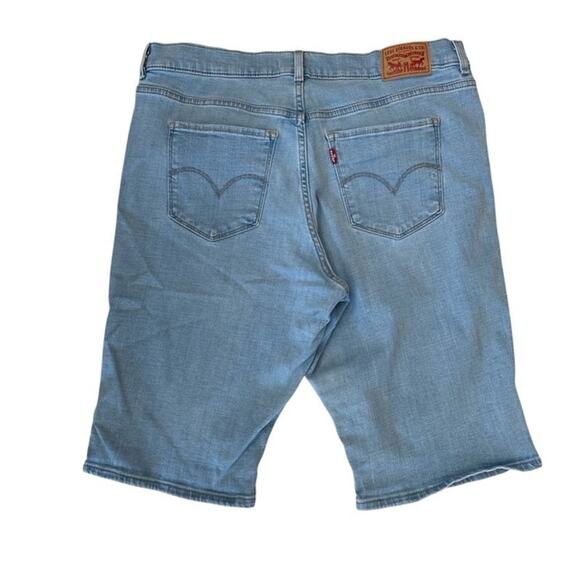 Levi's Classic Bermuda Shorts Blue Denim Jean - Size 31 - Picture 3 of 4